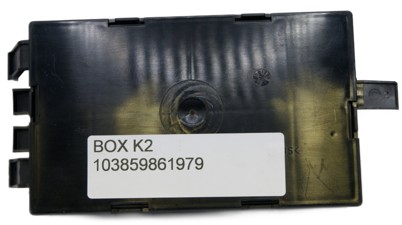 BCM RENAULT UCH-N3 P8200461558--K  VIRGIN BCM. - Glasgow Car Parts Store