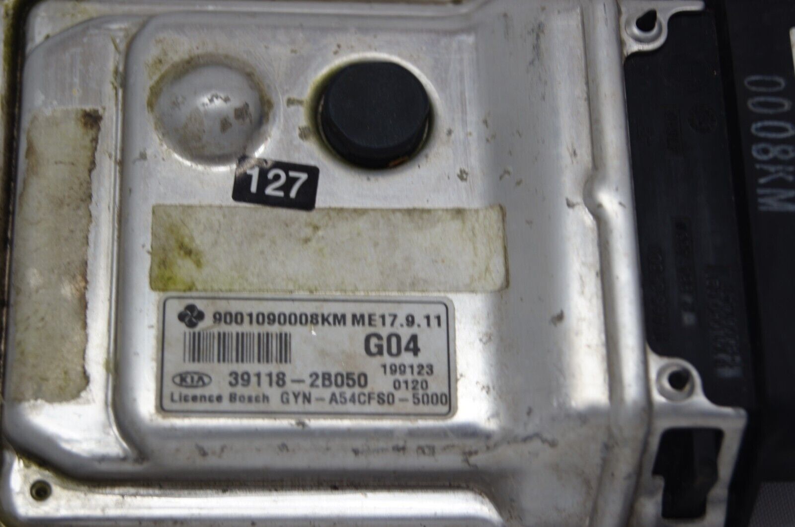 39118 -2B050 KIA VENGA  900109008KM ENGINE ECU - Glasgow Car Parts Store