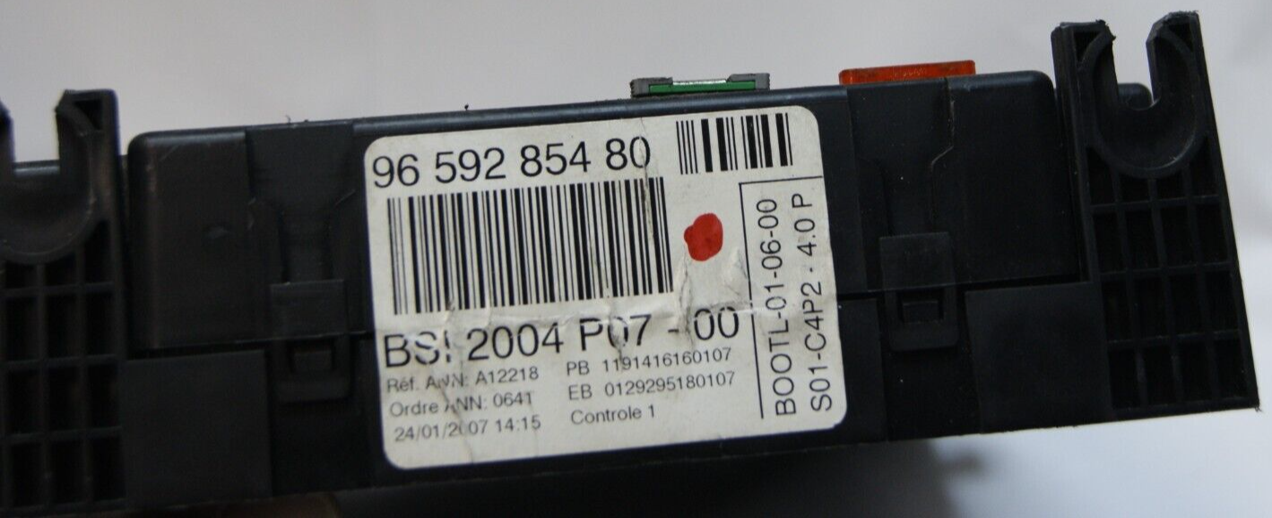 PEUGEOT CITROEN BSI ECU 9659285480 . BSI+PIN CODE. - Glasgow Car Parts Store