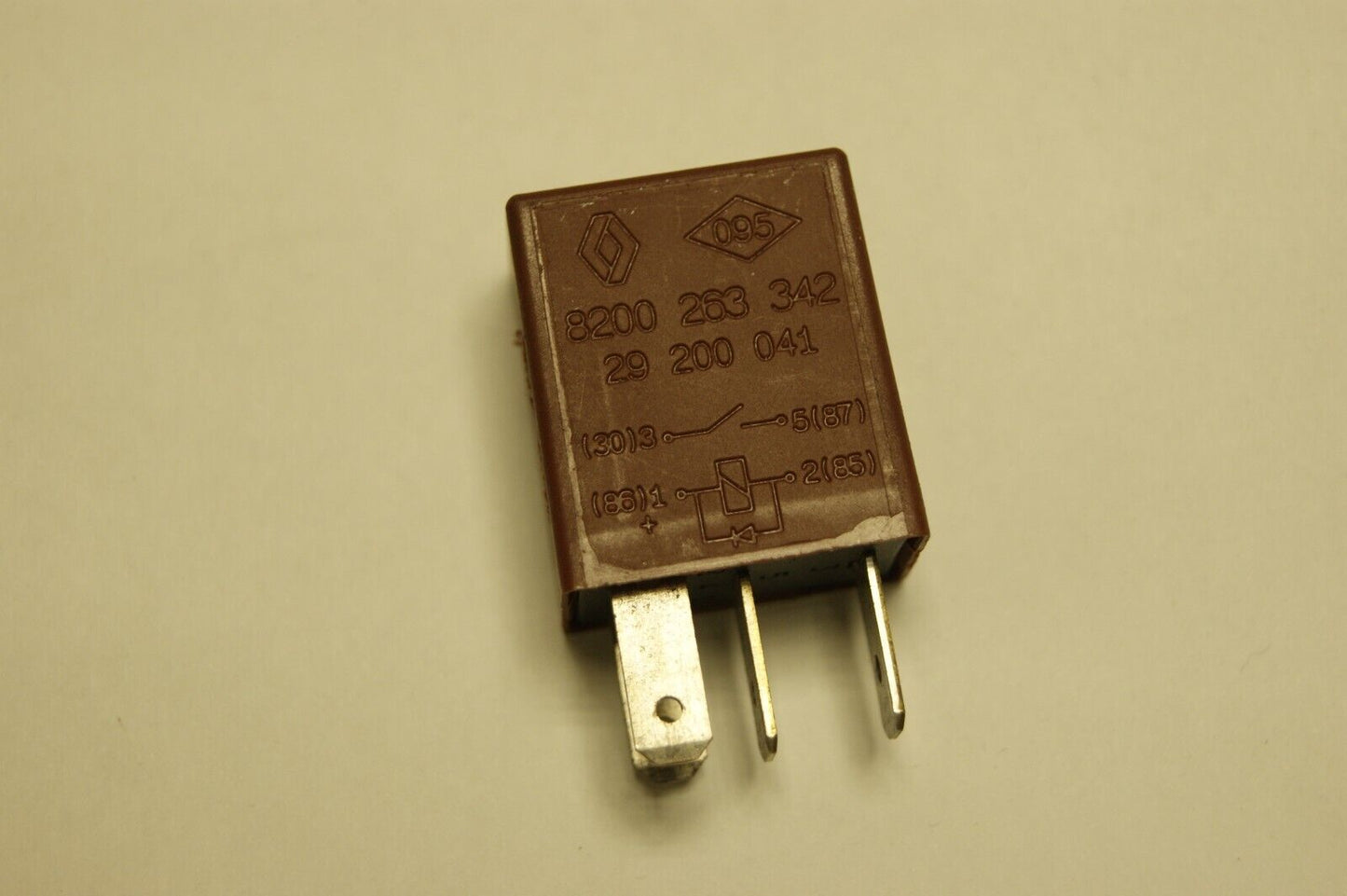 Renault Trafic Primastar Vivaro 4-Pin Brown Relay 8200263342 29200041 20A - Glasgow Car Parts Store