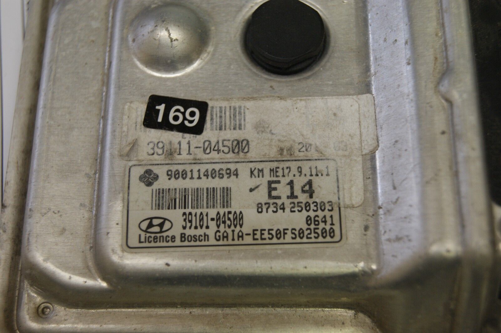 Hyundai  ECU 39101-04500 9001140694KM PLUG & PLAY FREE PROGRAMMING - Glasgow Car Parts Store