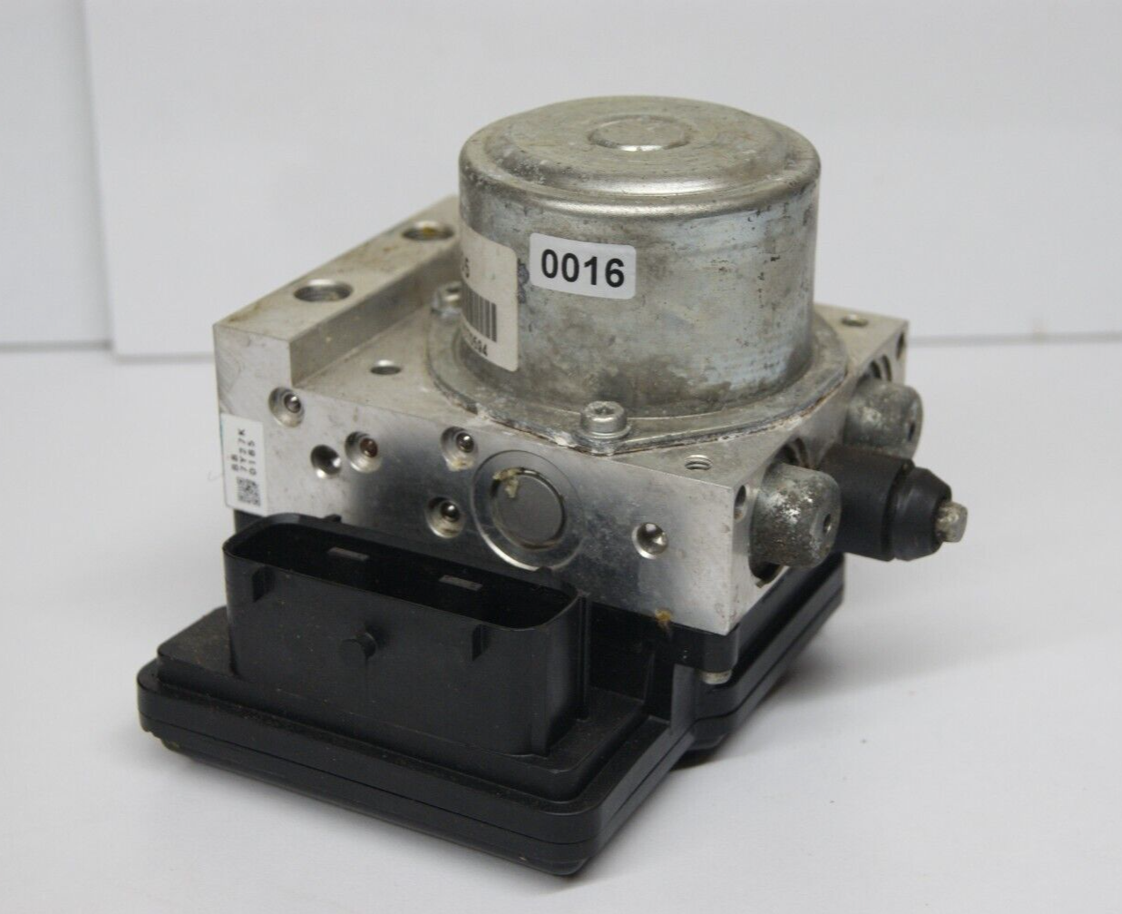 Nissan Juke 2015 -18 Abs Pump 47660BF10D.GLASGOW. - Glasgow Car Parts Store