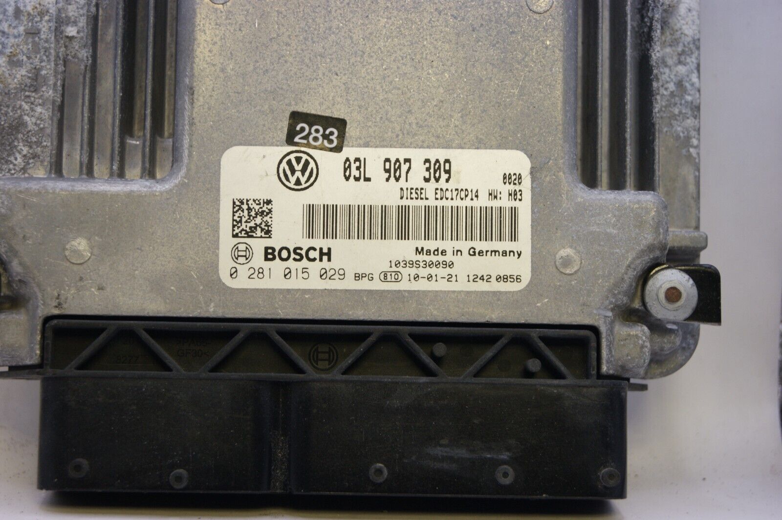 VW AUDI ECU 0281015029 03L907309 ECU  PLUG AND PLAY(CLONING). - Glasgow Car Parts Store