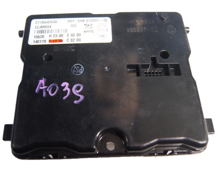 NISSAN QASHQAI CLIMBOX A/C HEATER CONTROL UNIT 5HB012031-10 - Glasgow Car Parts Store