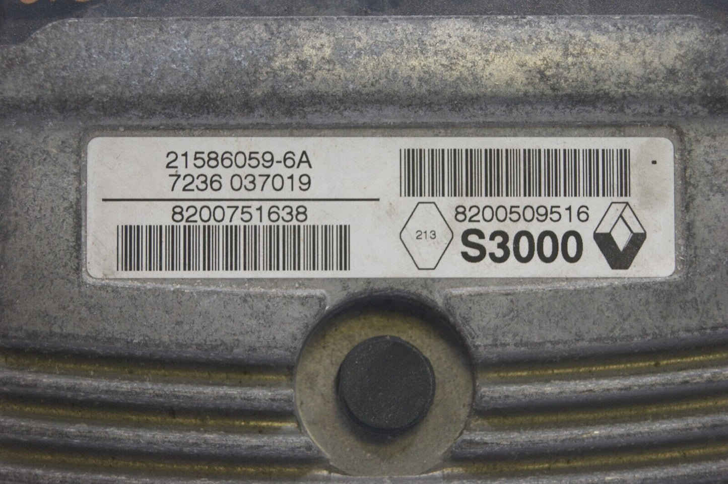 ECU RENAULT 8200509516 21586059-6A - Glasgow Car Parts Store