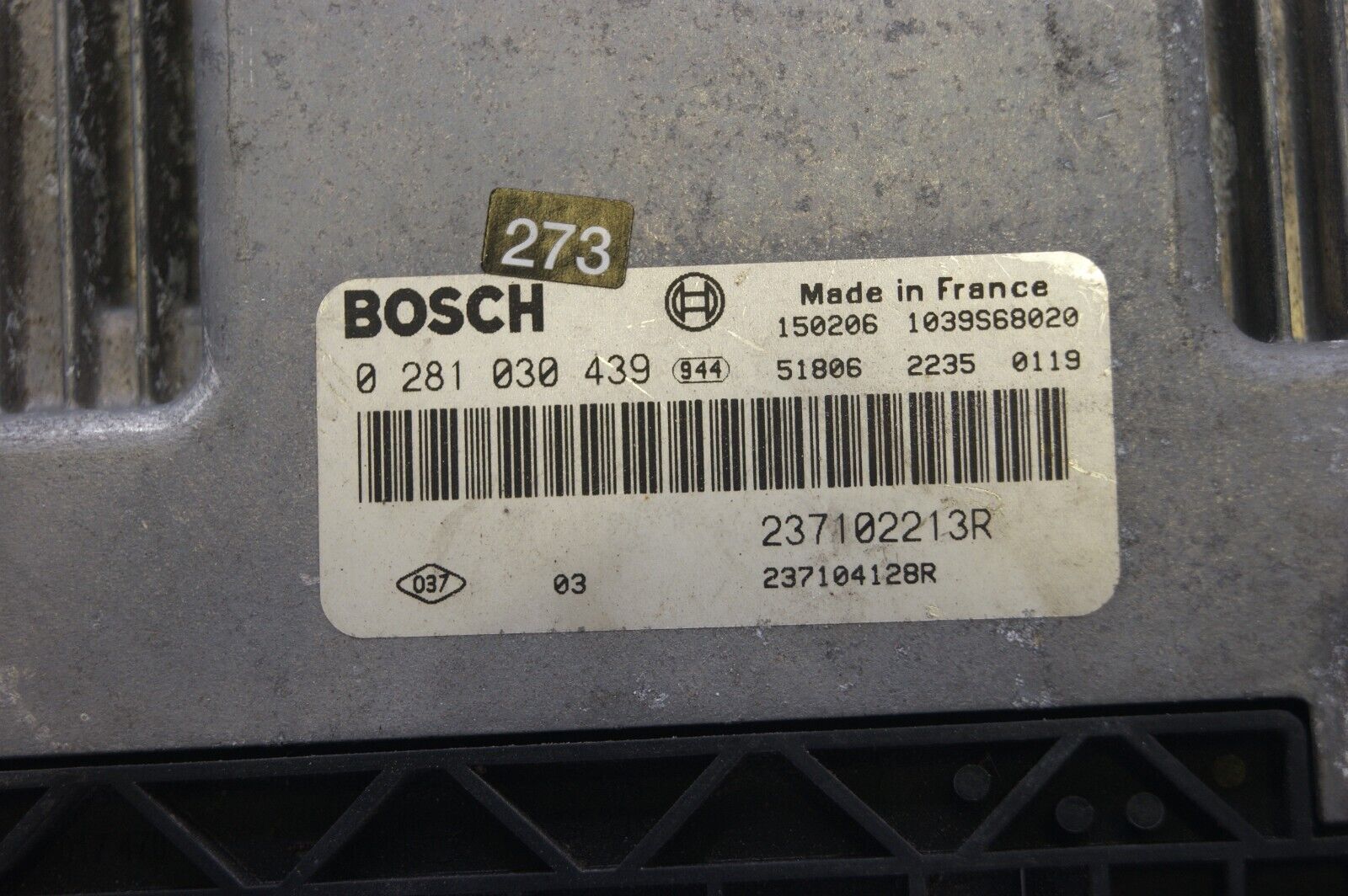 DACIA RENAULT 1.5 ECU 0281030439 237102213R PLUG AND PLAY(CLONING). - Glasgow Car Parts Store
