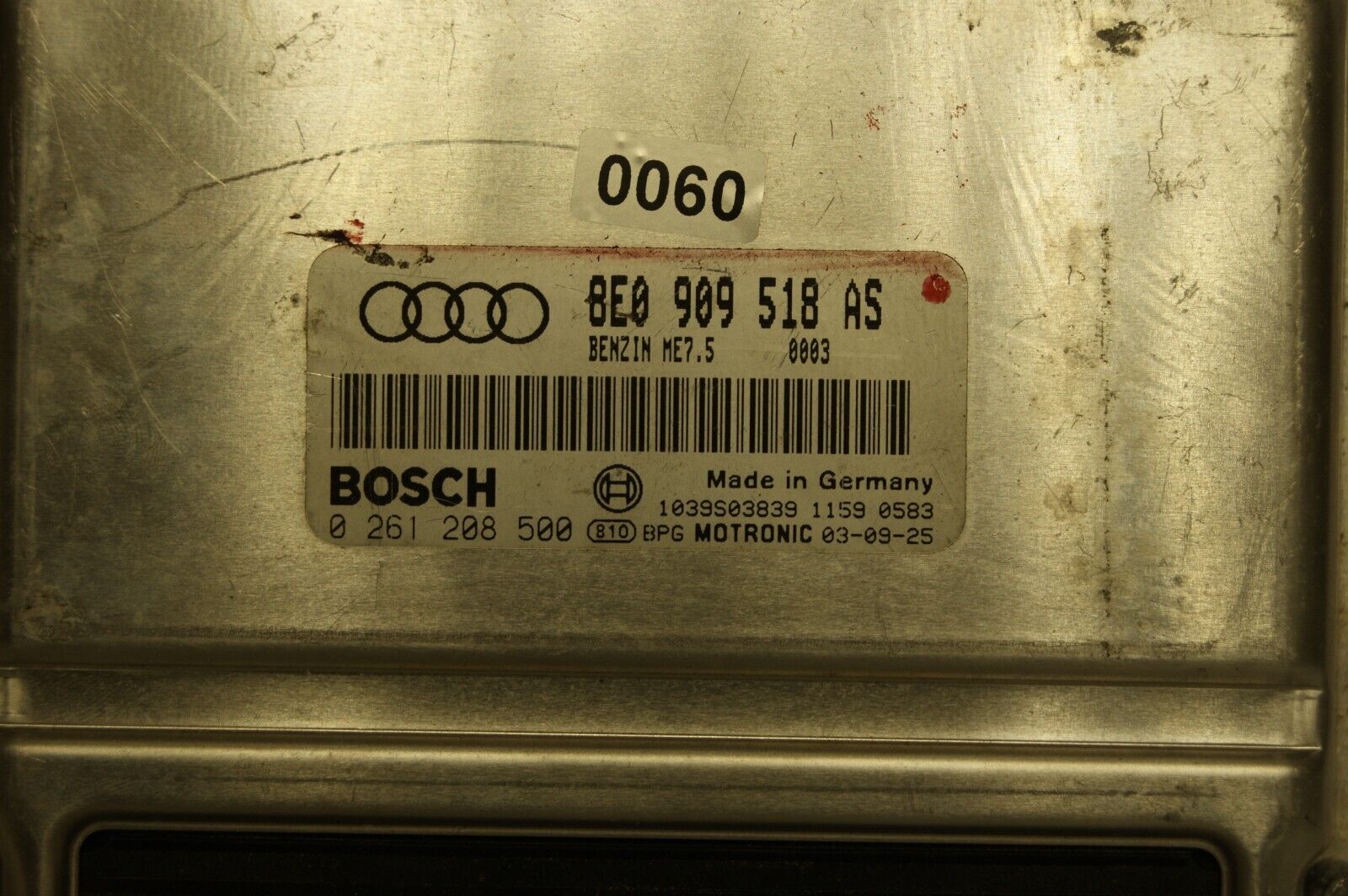 AUDI A4 1.8 ECU 8E0909518AS 0261208500  PLUG AND PLAY (CLONING OR IMMO OFF ). - Glasgow Car Parts Store