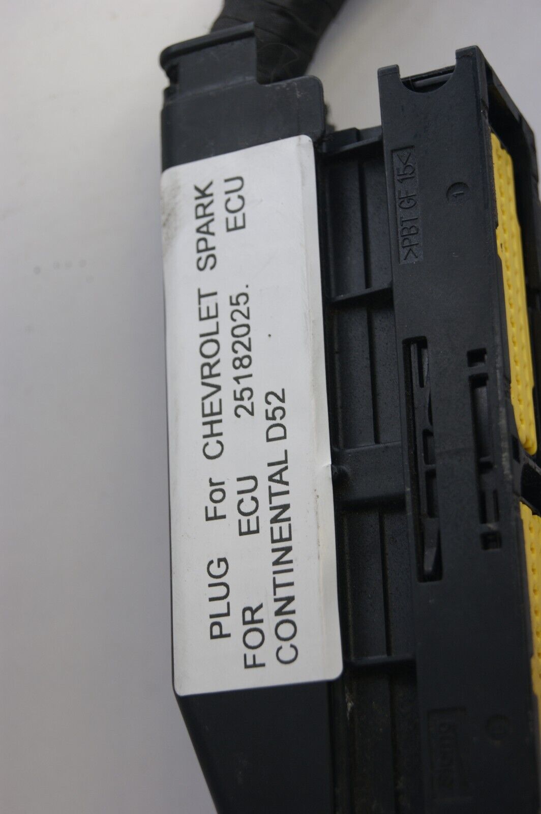 ECU PLUG FOR CHEVROLET SPARK CONTINENTAL D52. - Glasgow Car Parts Store