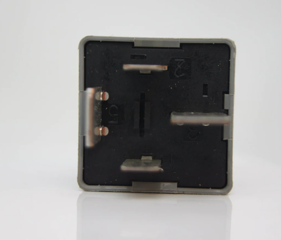 F80B14B192AA Ford Multi-Use 4-Pin Grey Relay 70A , 12v - Glasgow Car Parts Store