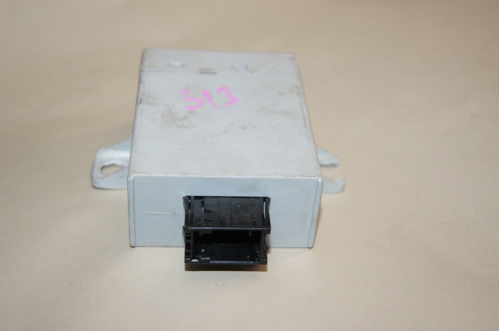 MINI COOPER DOOR MIRROR CONTROLLER CONTROL MODULE OEM 61.35-9 177 975 - Glasgow Car Parts Store