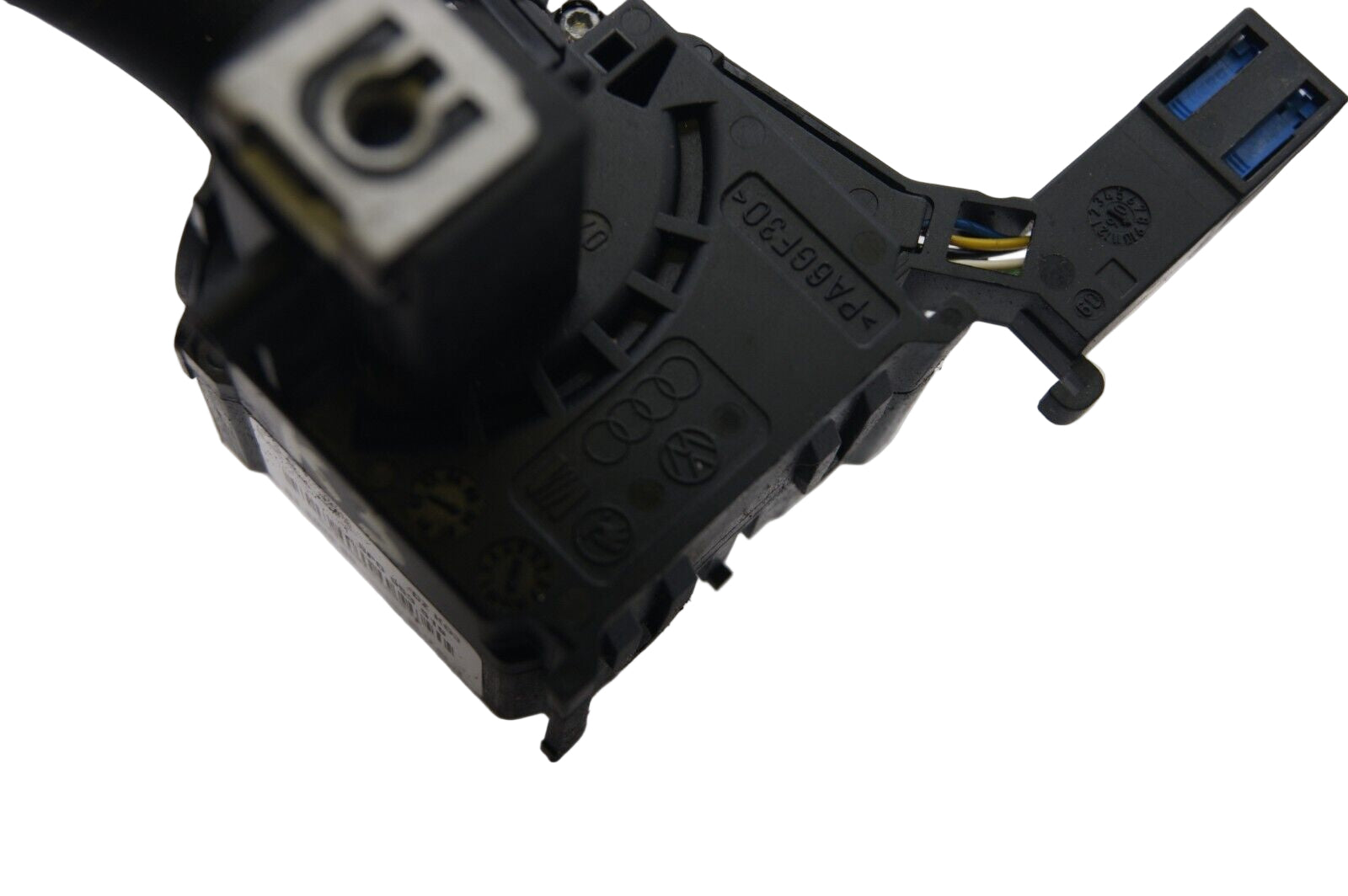 AUDI  WIPER STEERING COLUMN SWITCH STALK 8P0953519. - Glasgow Car Parts Store