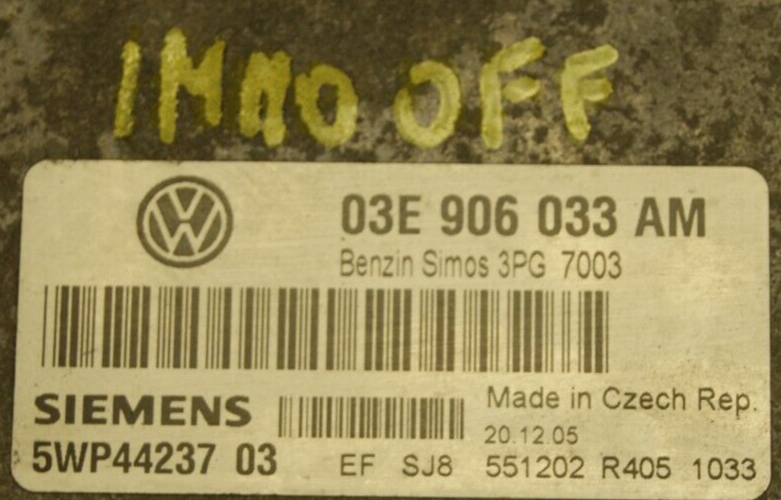 VW Audi Seat Skoda ECU 03E906033AM  5WP44237 03 Plug & Play IMMO OFF - Glasgow Car Parts Store