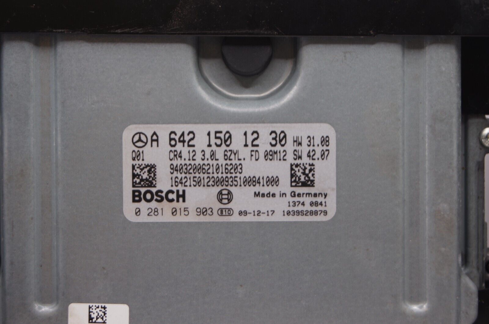 Mercedes Benz  3.0 Litre Diesel Engine ECU A6421501230 0281015903 - Glasgow Car Parts Store