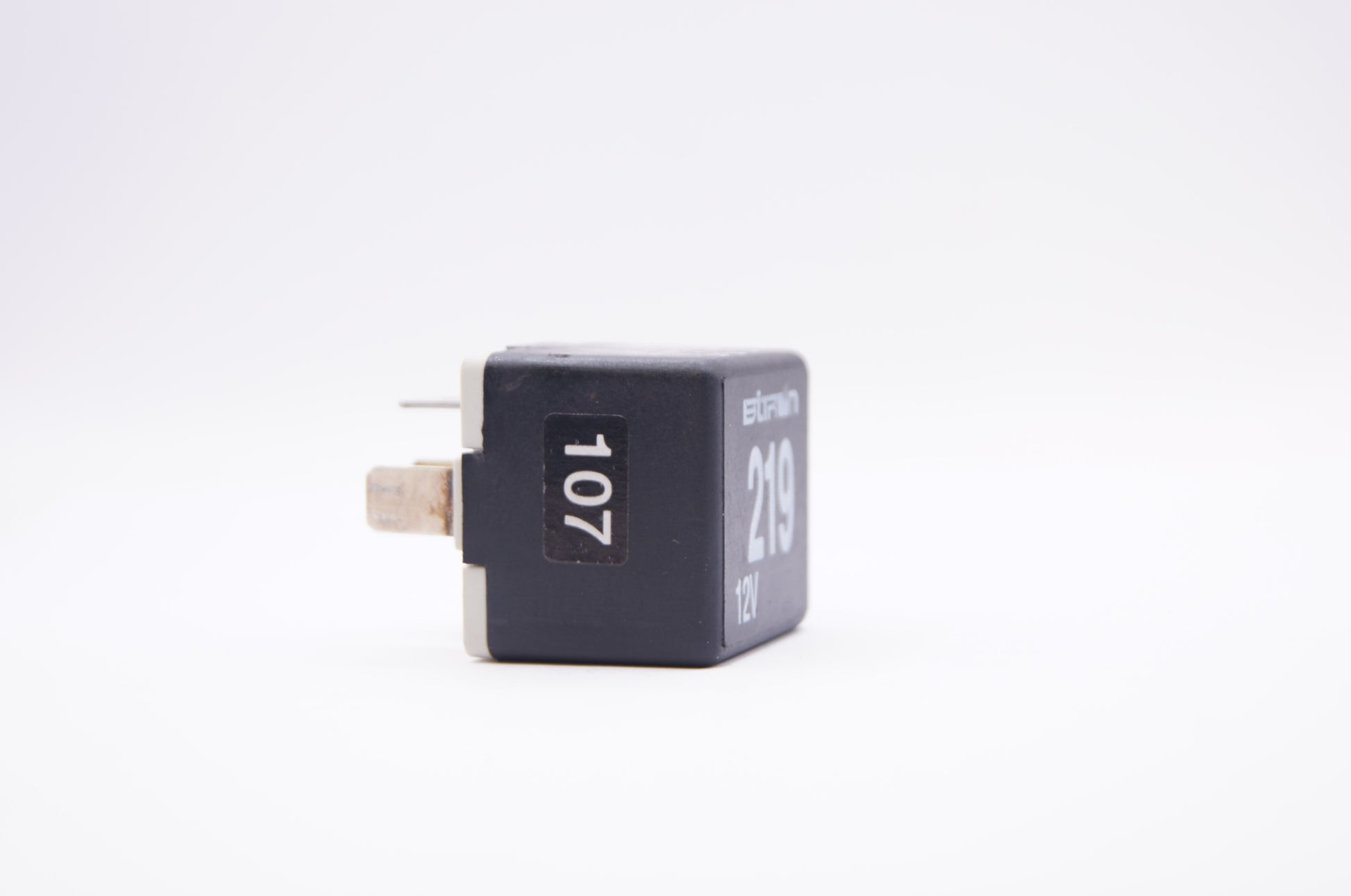 443951253AA Audi VW Seat Skoda 5-Pin  No.219 Black Relay - Glasgow Car Parts Store
