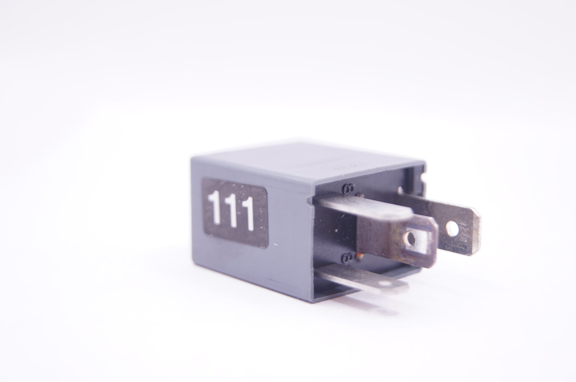 Kia Carens Sedona Ceed Sportage Multi-Use Grey Relay OK55267740 Deco - Glasgow Car Parts Store