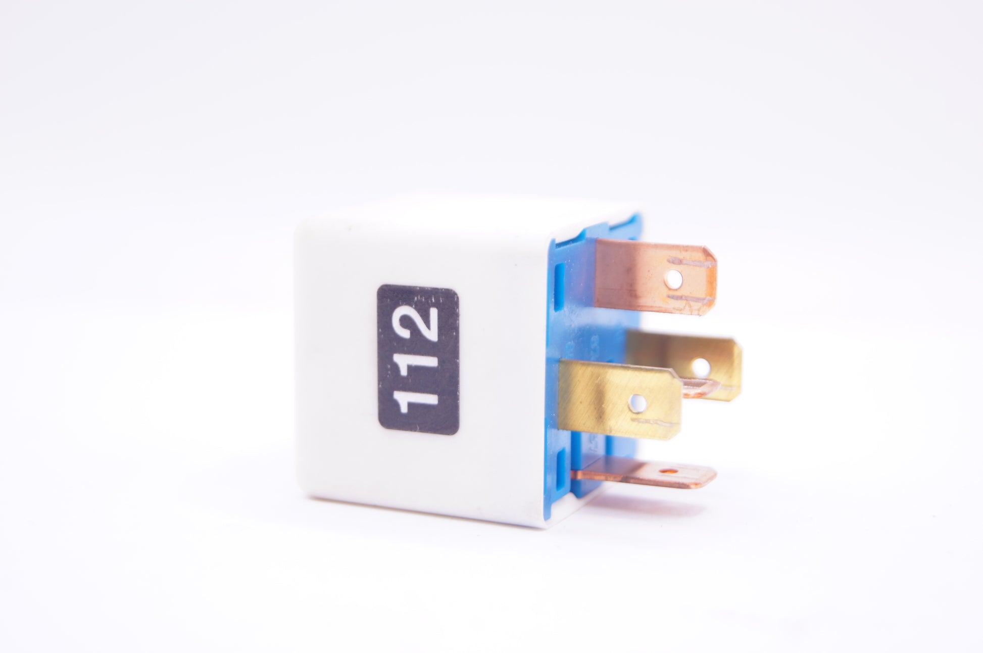 Kia Hyundai 5-Pin White Relay Assy-Power Omron 95225-3B100 DC12V 15/15A - Glasgow Car Parts Store