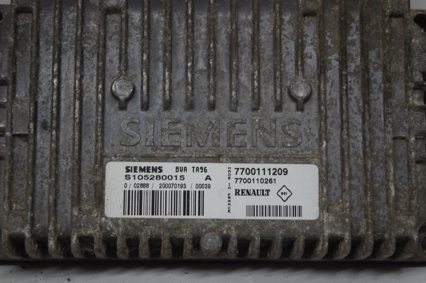 RENAULT TCM ECU S105280015A 7700111209 - Glasgow Car Parts Store
