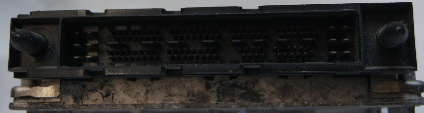 VOLVO  2.4 PETROL ENGIEN ECU 0261206828 26SA0000 - Glasgow Car Parts Store