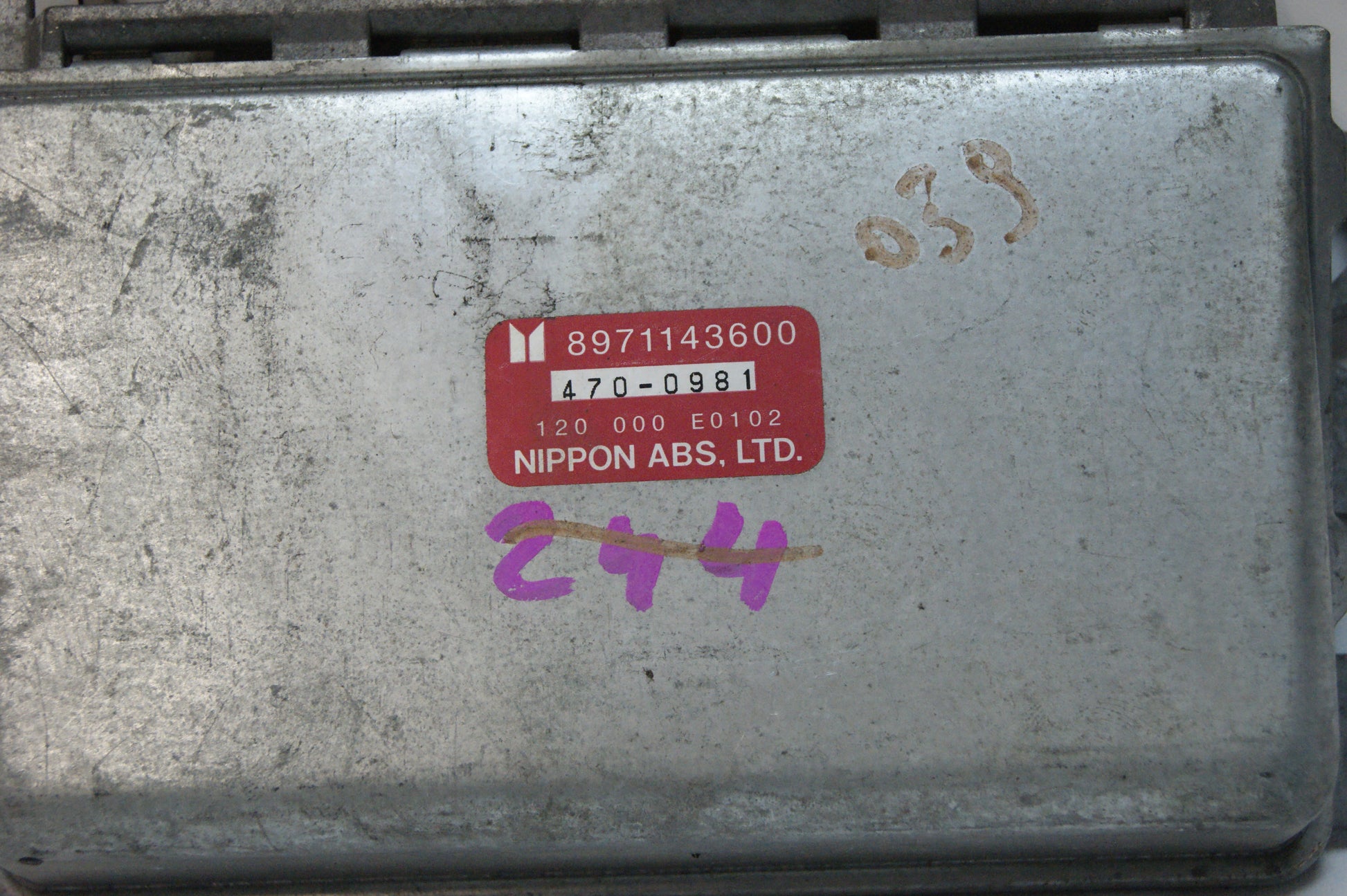 Isuzu Trooper  ABS Control Module ECU Unit  8971143600 - Glasgow Car Parts Store