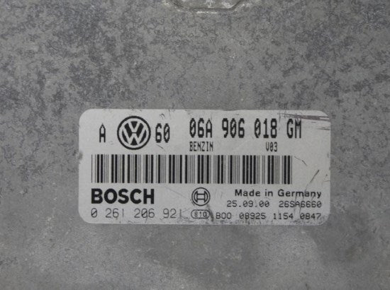 0261206921 VW Golf 2.0 Engine Control Unit ECU 06A906018 GM - Glasgow Car Parts Store