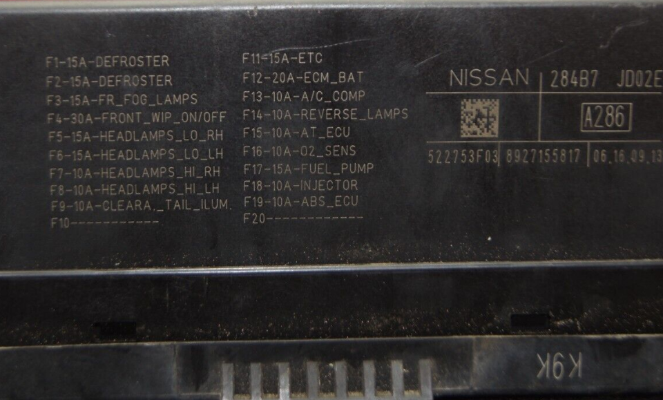 Nissan Qashqai Fuse Box 284B7 JD02E - Glasgow Car Parts Store