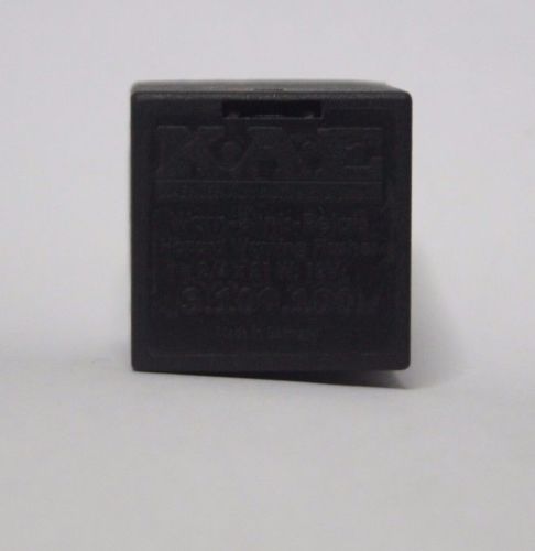 PORSCHE 944 RELAY 3.100.100 - Glasgow Car Parts Store