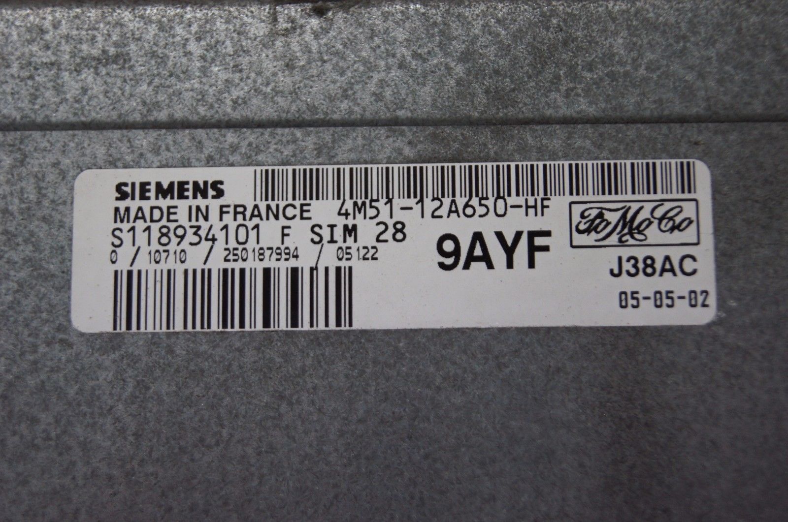 FORD FOCUS  ENGINE ECU S118934101F, SIM 28 , 4M51-12A650-HF - 9AYF - j38 AC - Glasgow Car Parts Store