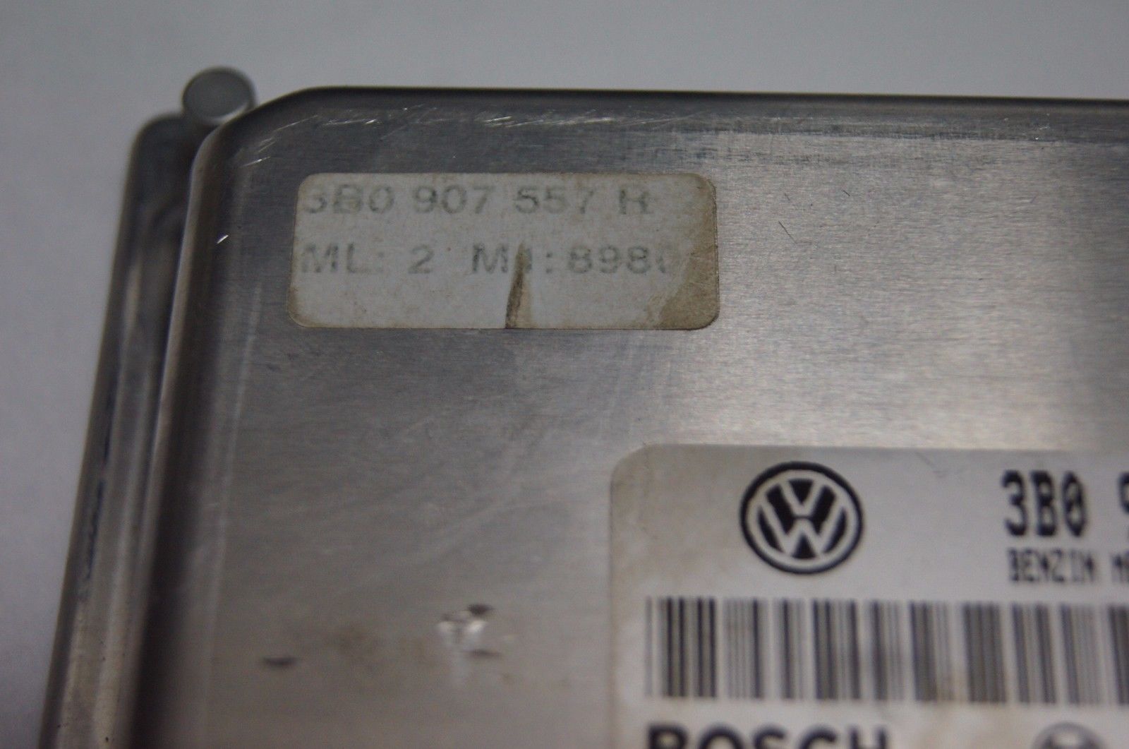 VW PASSAT ECU 2.0 PETROL  ENGINE ECU 3B0907557R 3B0 907 557 R - Glasgow Car Parts Store