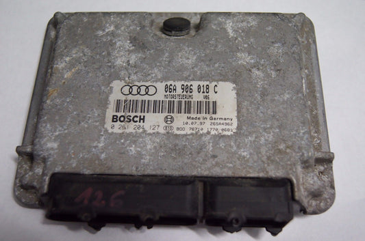 ECU 06A906018C  Steuergerät Motorsteuergerät Motor 1,8 Audi .0261204127 - Glasgow Car Parts Store