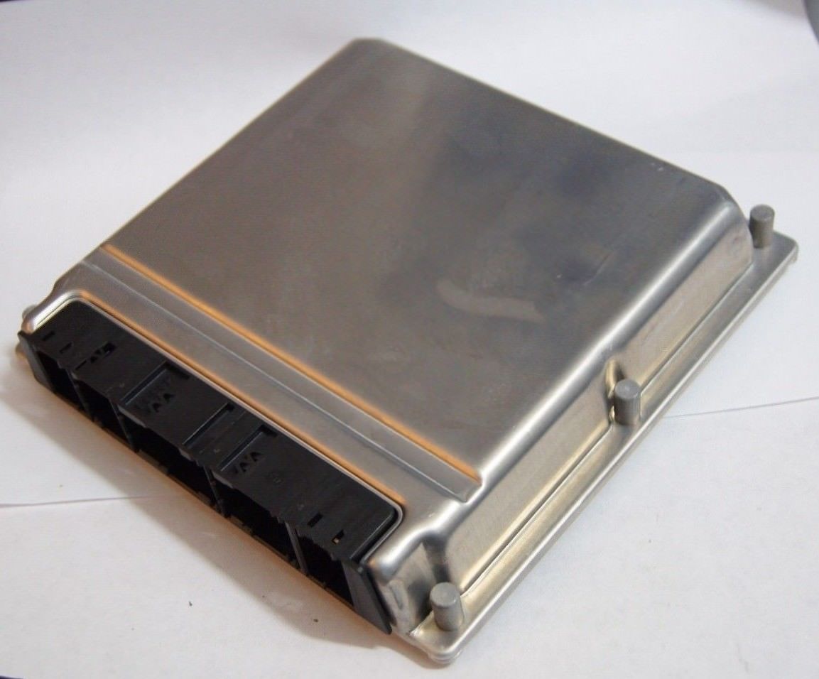 W210 E  MERCEDES Class Engine Control Unit ECU A1121530879 1121530879 0261207573 - Glasgow Car Parts Store