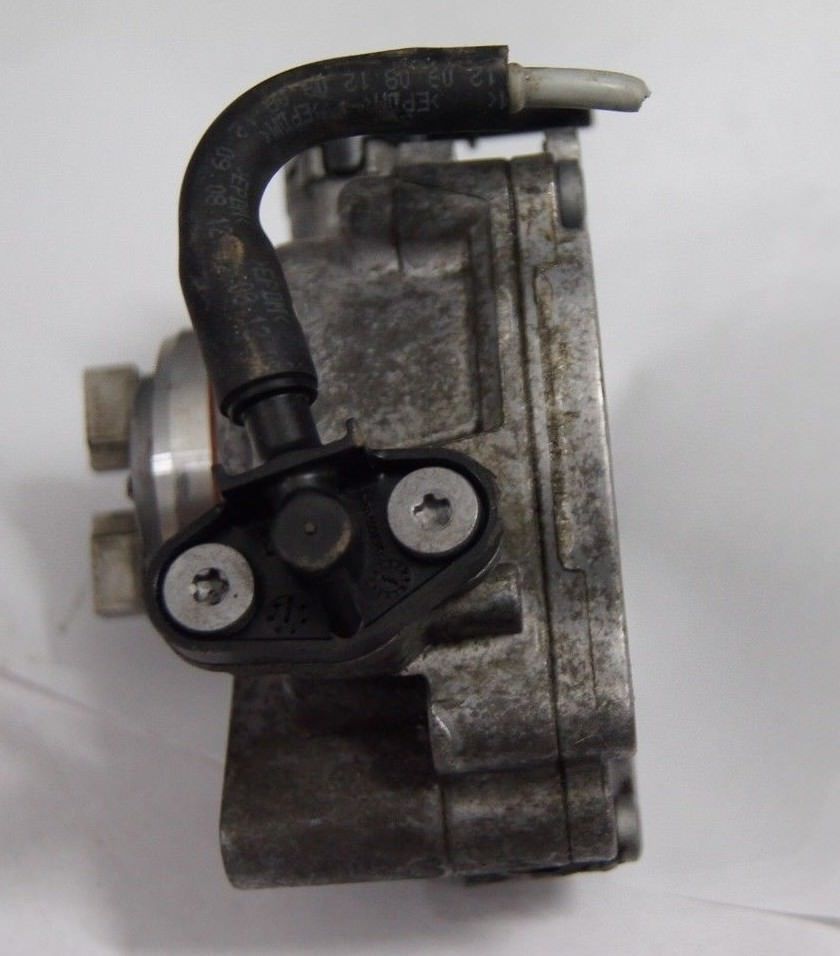 FORD FOCUS BOSCH  VACUUM PUMP 9804021880 2010-2015 - Glasgow Car Parts Store