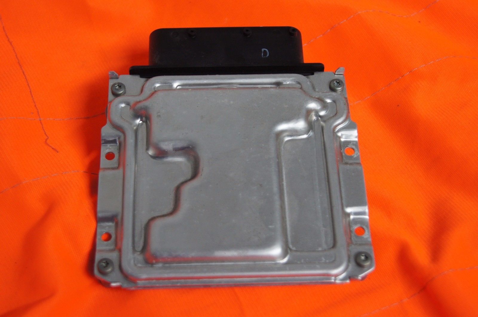 ECU 391052b140 9001090059ke 39119-2b340  Engine Computer KIA CEED - Glasgow Car Parts Store