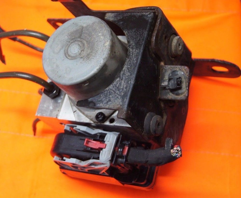 KIA Petrol ABS Pump 1Y589-20500 - Glasgow Car Parts Store