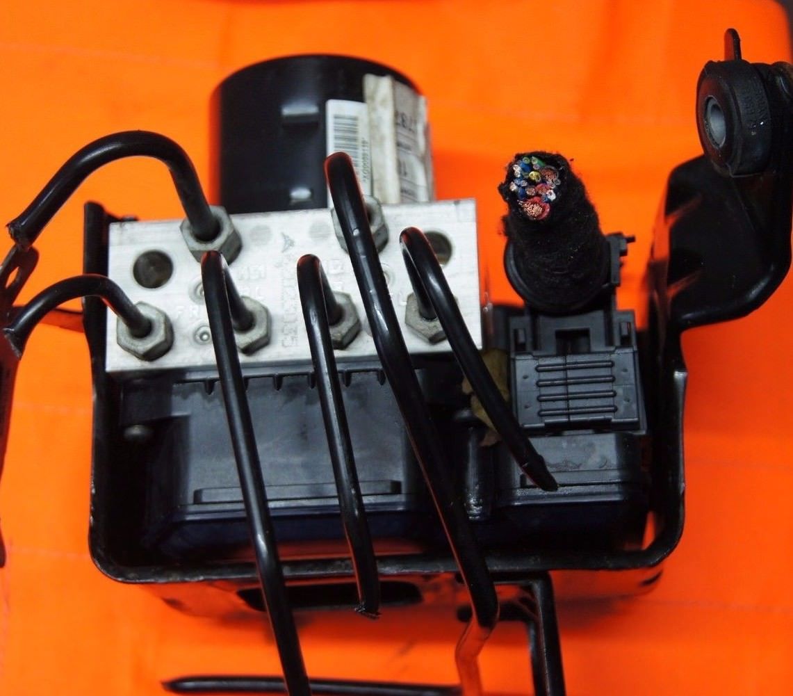 VAUXHALL INSIGNIA ABS Pump 22838815 - Glasgow Car Parts Store