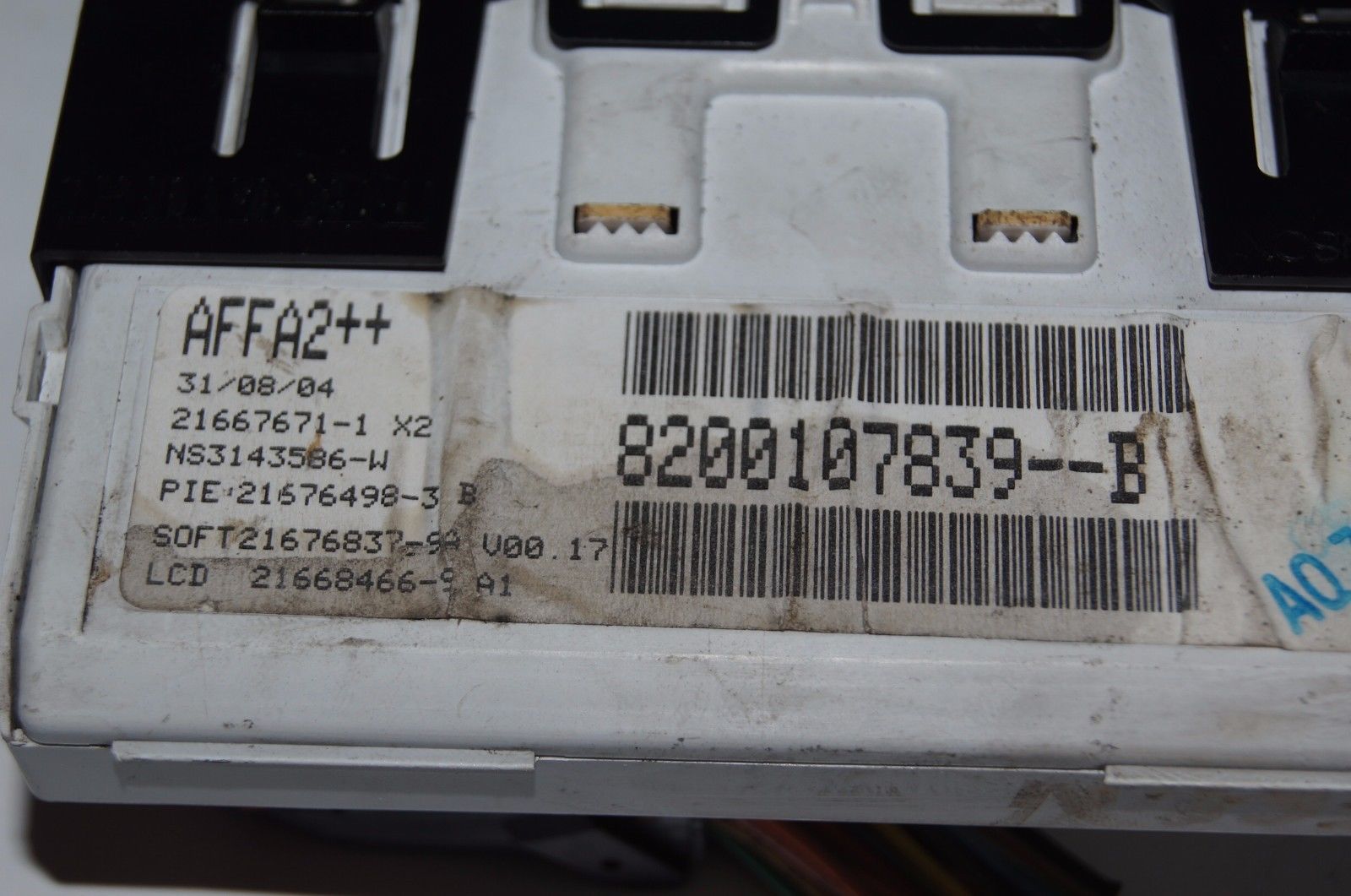 VAUXHALL VIVARO TRAFIC PRIMASTAR RADIO DISPLAY 21673769-7 21673770-9. - Glasgow Car Parts Store