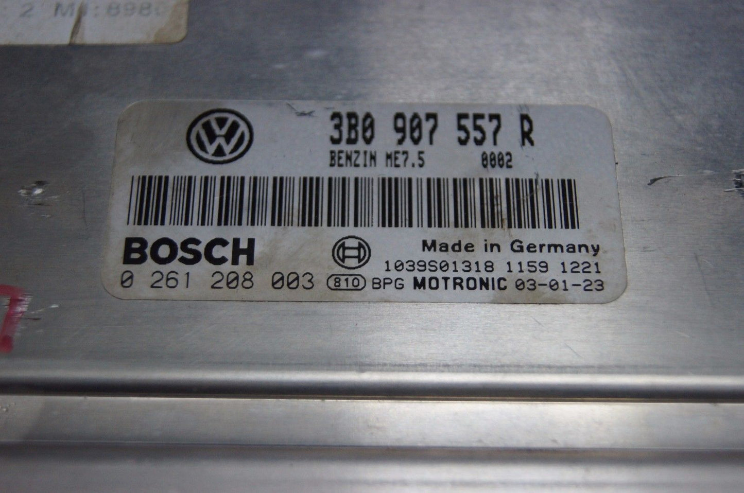VW PASSAT ECU 2.0 PETROL ENGINE ECU 3B0907557R 3B0 907 557 R