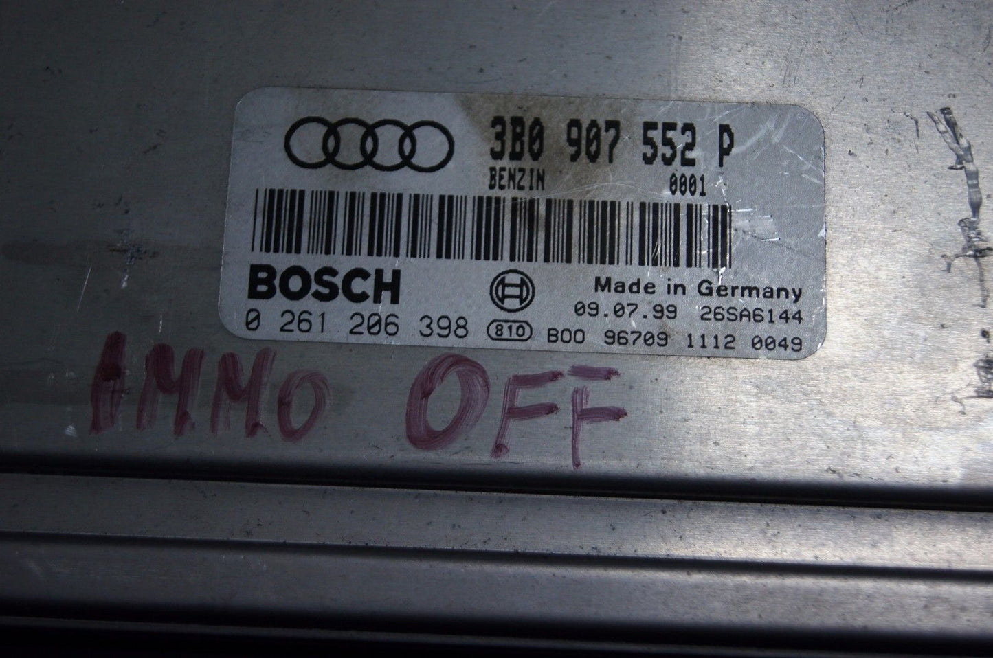 AUDI A6 C5  2.4 petrol ENGINE CONTROL UNIT ECU 3B0907552P - Glasgow Car Parts Store