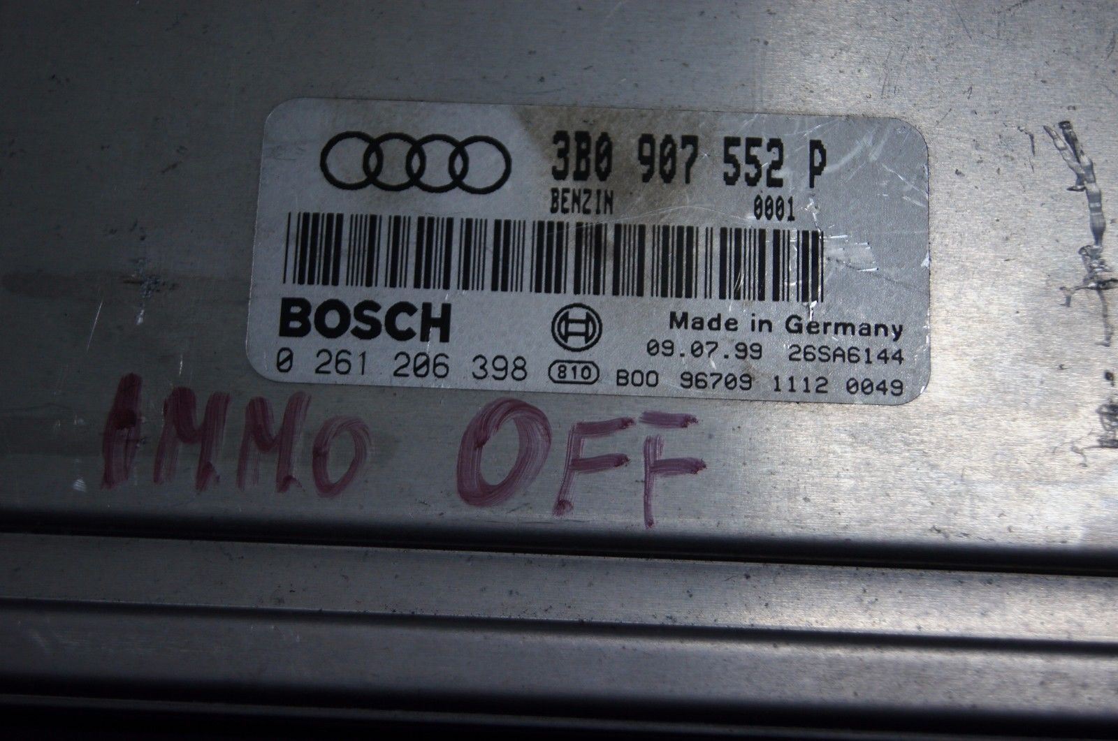 AUDI A6 C5  2.4 petrol ENGINE CONTROL UNIT ECU 3B0907552P - Glasgow Car Parts Store