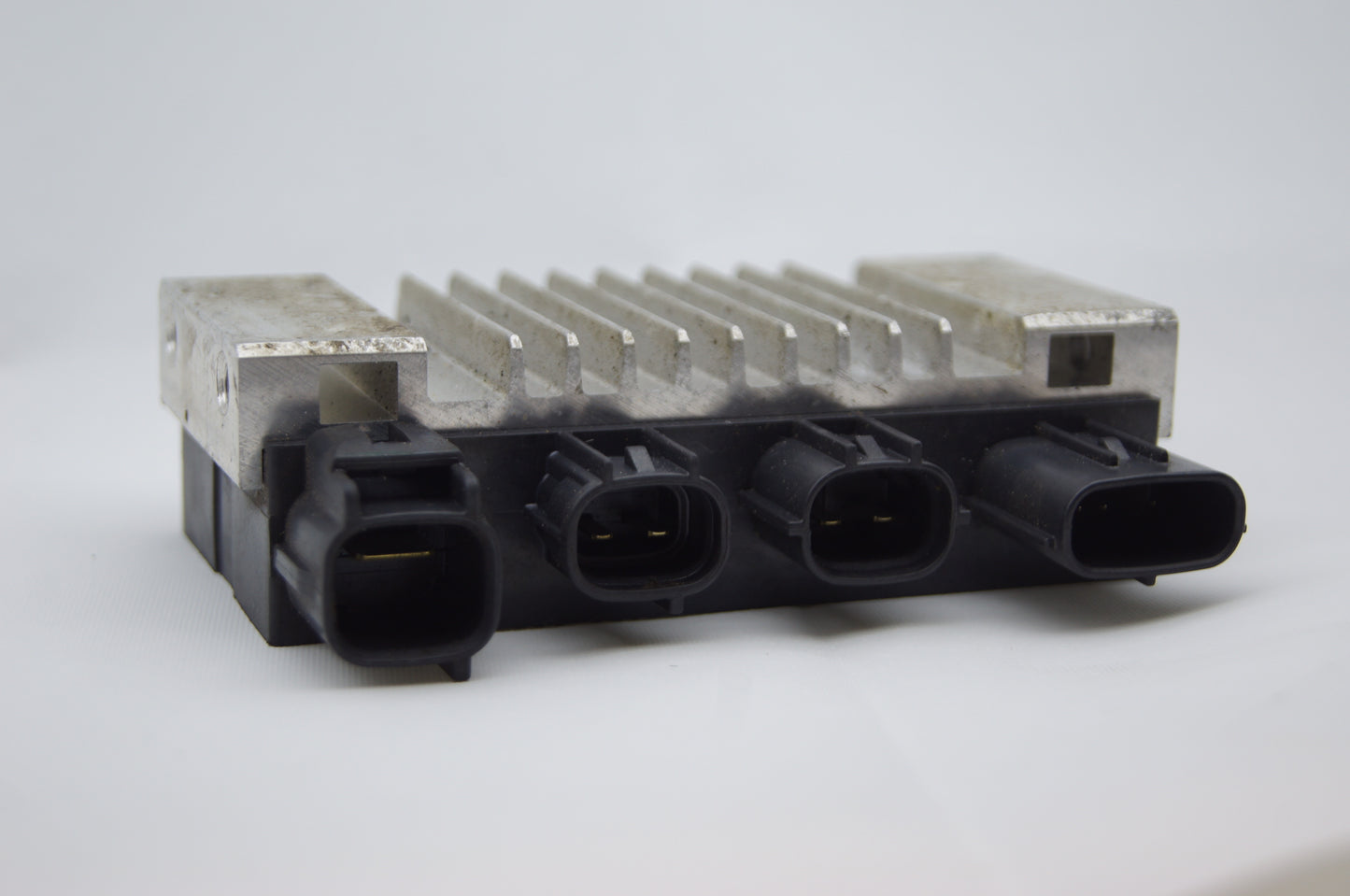 Toyota Verso Preheater Relay 28551-30010 132700-0010 - Glasgow Car Parts Store