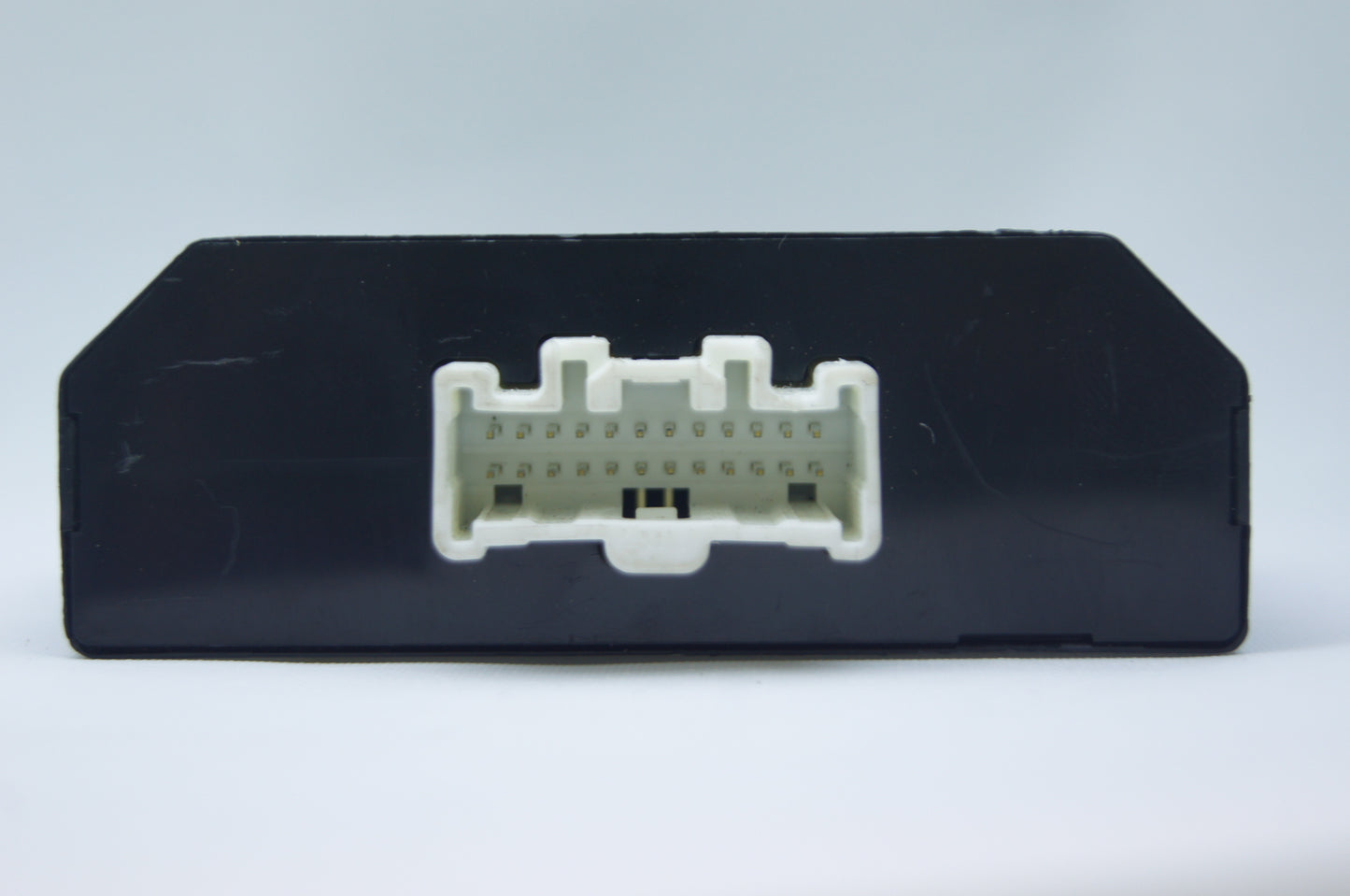 MAZDA 2  MK3 ALARM MODULE DF8067790C BURGLAR ALM. - Glasgow Car Parts Store