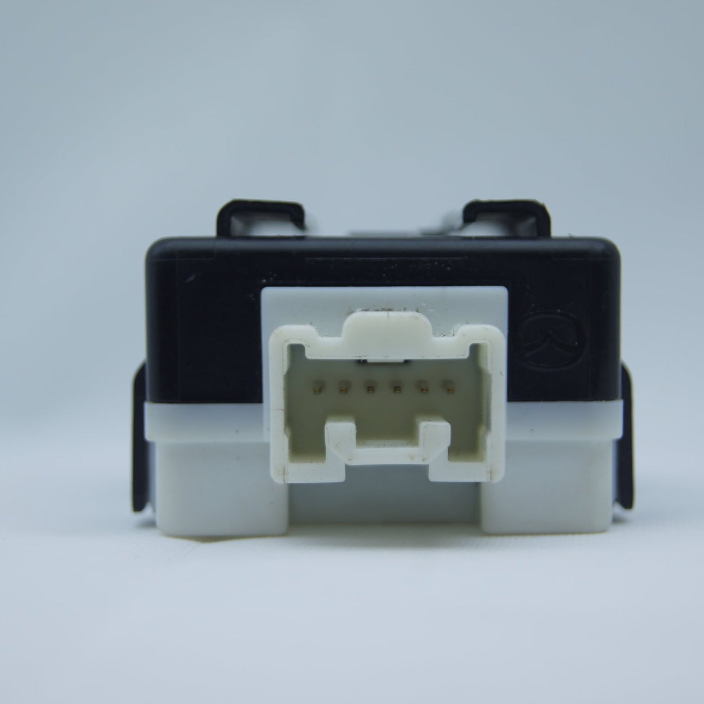 Mazda 2 1.3  KEY ENTRY MODULE DH56675DZ - Glasgow Car Parts Store