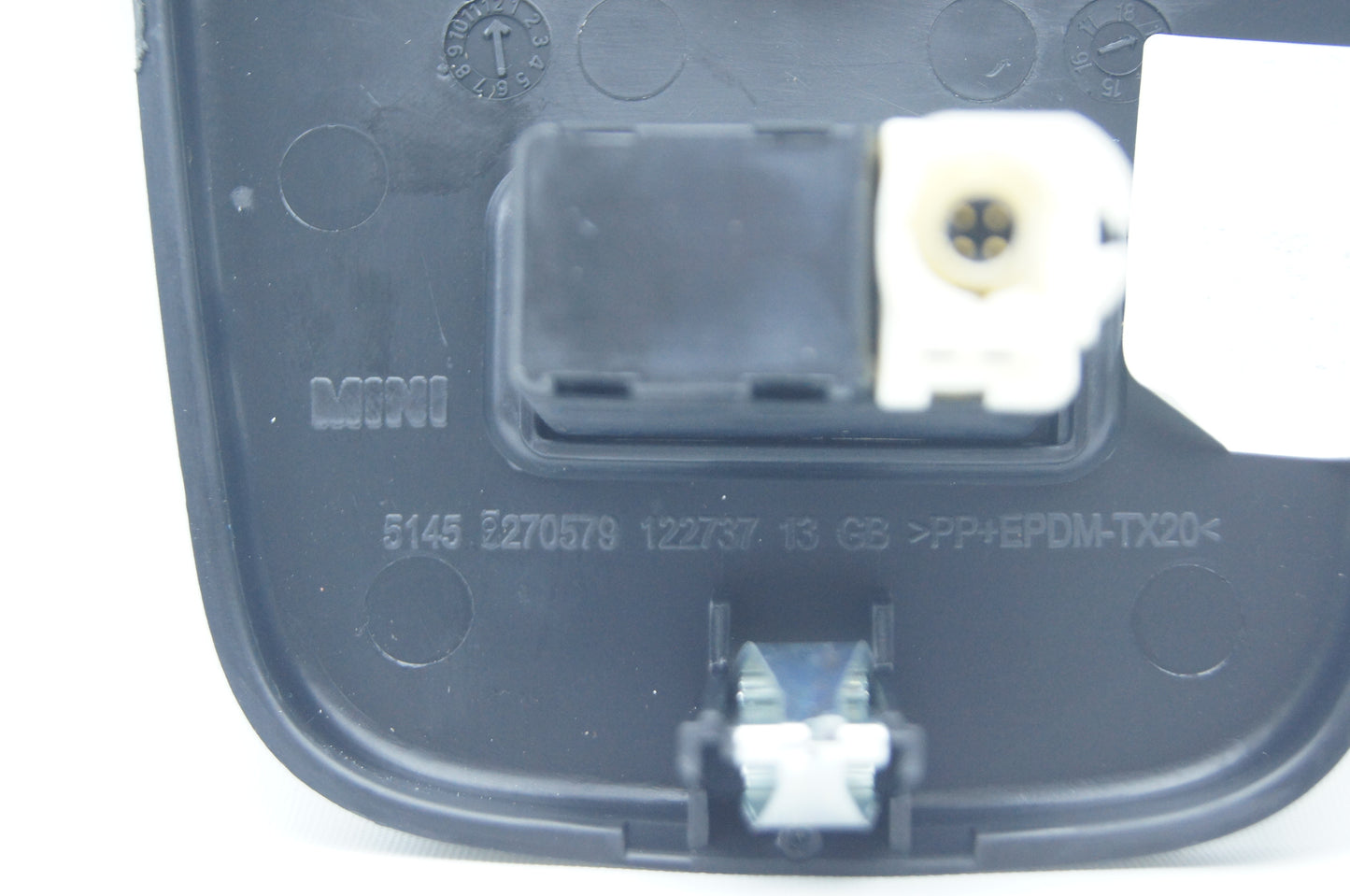 MINI COOPER F55 F56 F57 USB  PORT SOCKET AND TRIM - Glasgow Car Parts Store