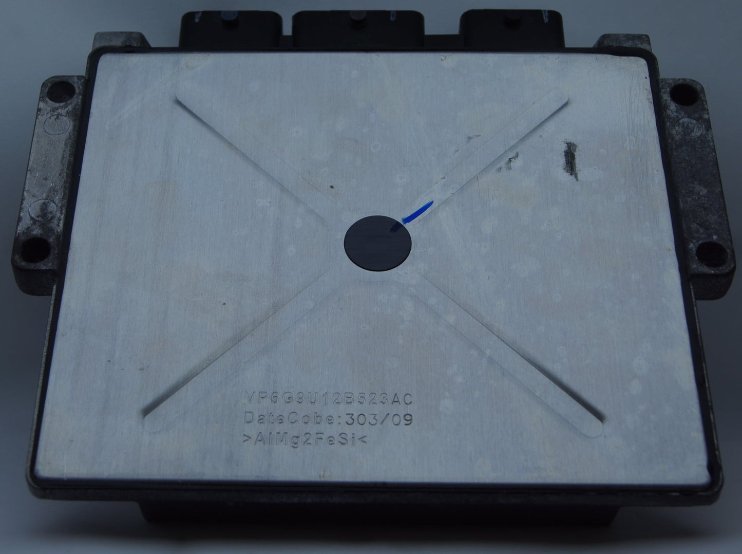 Ford Focus  1.8 Petrol Engine control unit ECU 7M51-12A650-VE 7M5112A650VE  ESU-411 - Glasgow Car Parts Store