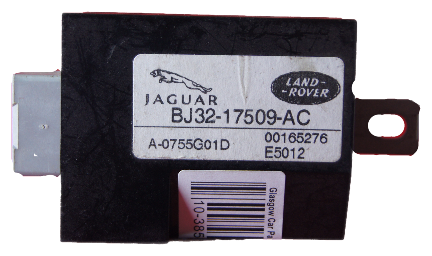 Range Rover Evoque  Wiper Motor Control Module BJ32-17509-AC A-0755G01D - Glasgow Car Parts Store