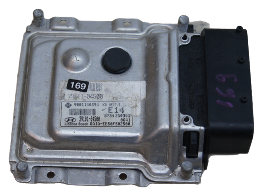 Hyundai I10 Mk2 14-18 1.0 Petrol ECU 39101-04500 ECU ME17.9.11.1 - Glasgow Car Parts Store