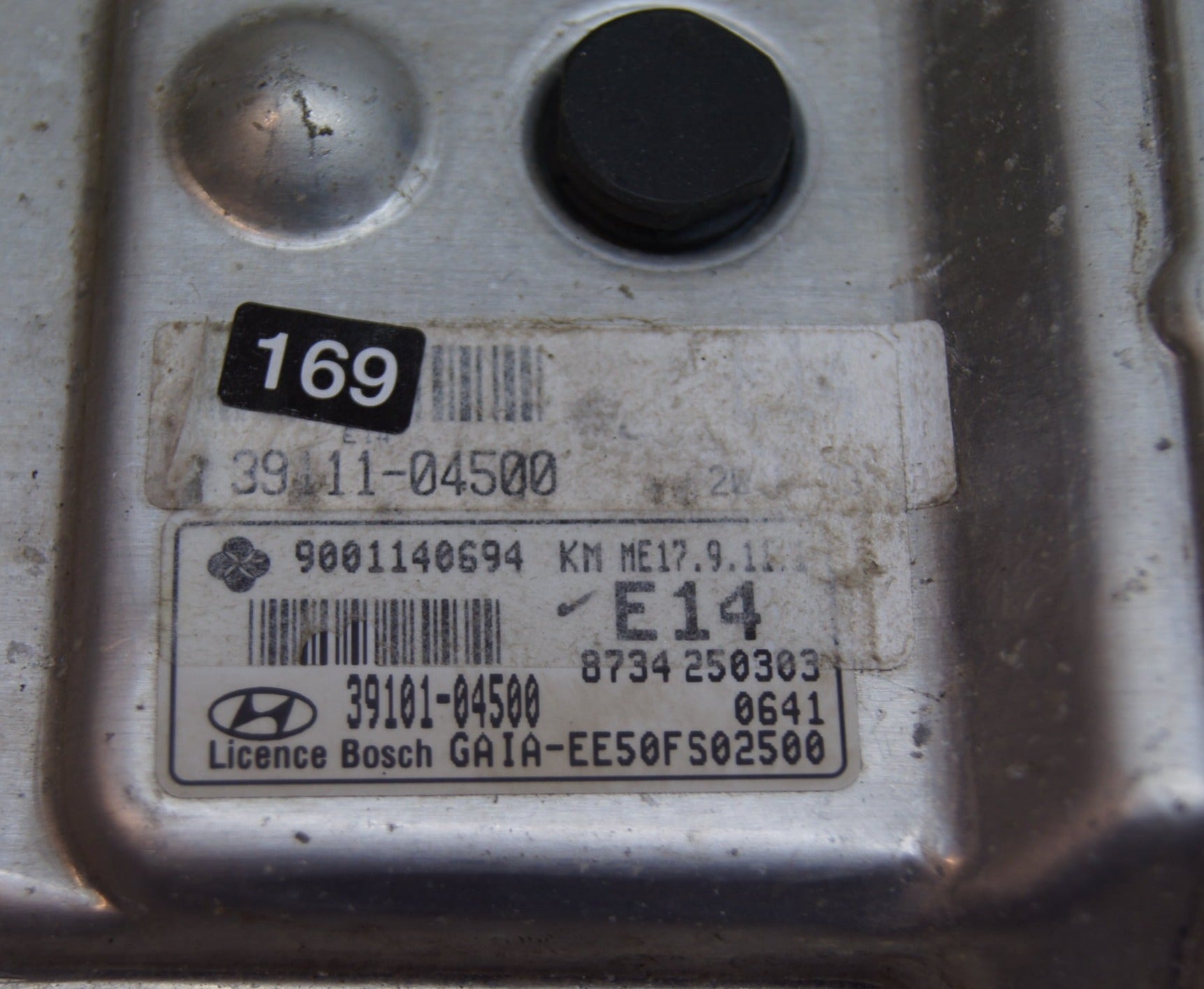 Hyundai I10 Mk2 14-18 1.0 Petrol ECU 39101-04500 ECU ME17.9.11.1 - Glasgow Car Parts Store
