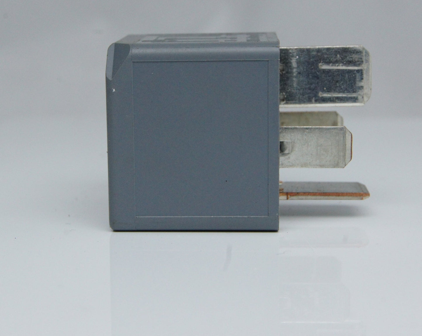 Ford Mondeo Focus Grey Relay 12V 70A FoMoCo 5M5T-14B192-EA - Glasgow Car Parts Store