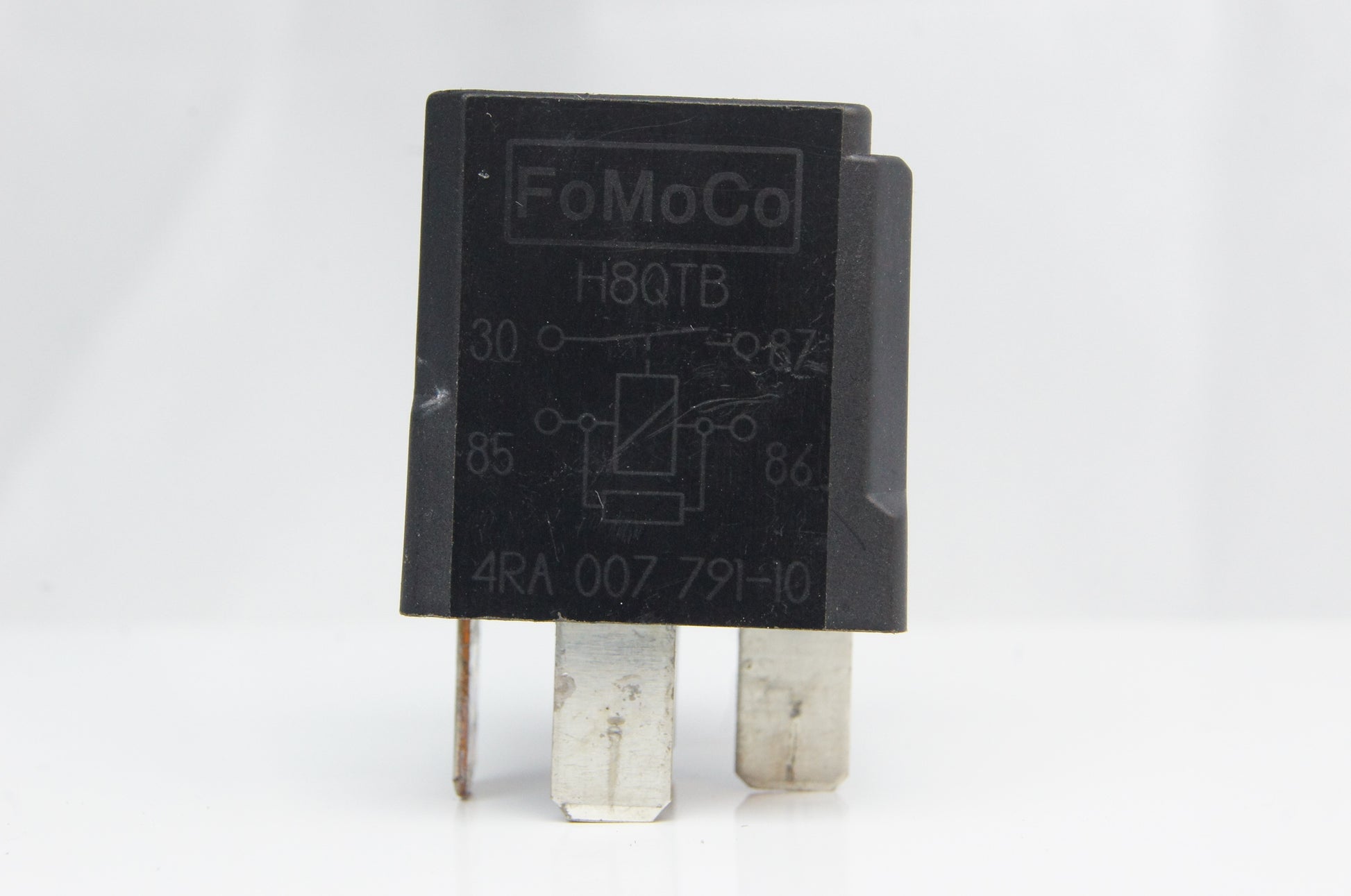 Ford Transit  FoMoCo 4-Pin Black Relay 6G9T-14B192-CA 40A 4R00779110. - Glasgow Car Parts Store