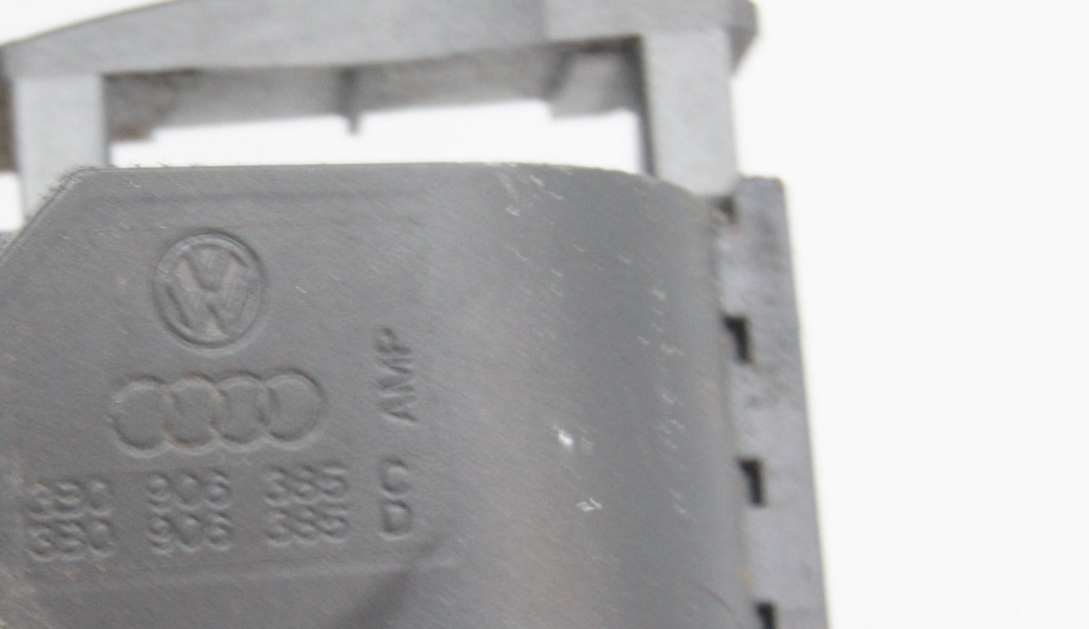 ECU PLUG AUDI VW EDC17C64 - Glasgow Car Parts Store