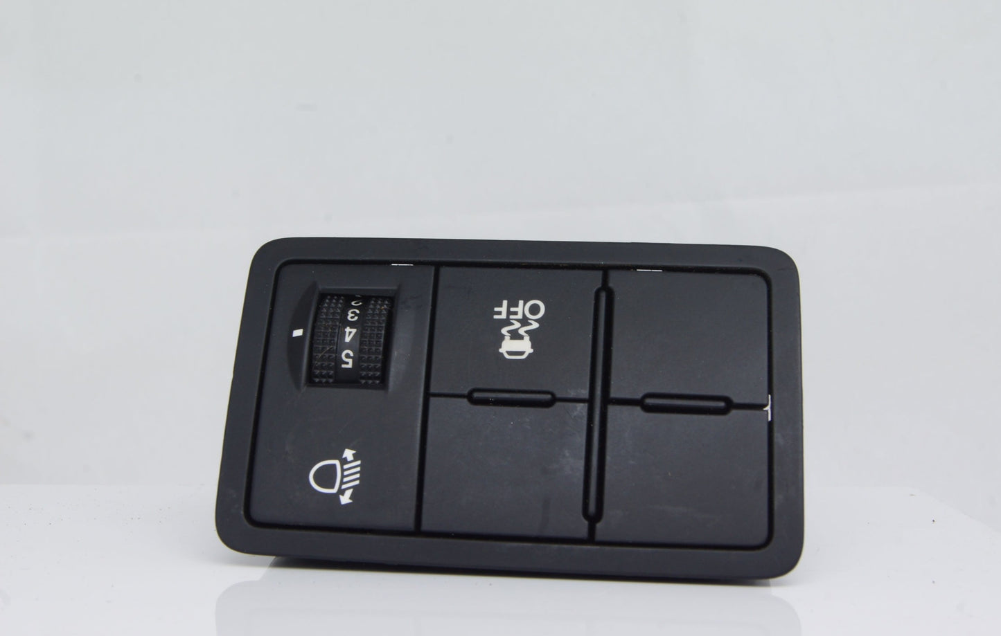 Kia Hyundai Traction Control  Switch 93300-1y800 - Glasgow Car Parts Store